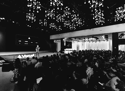 Data & Analytics World